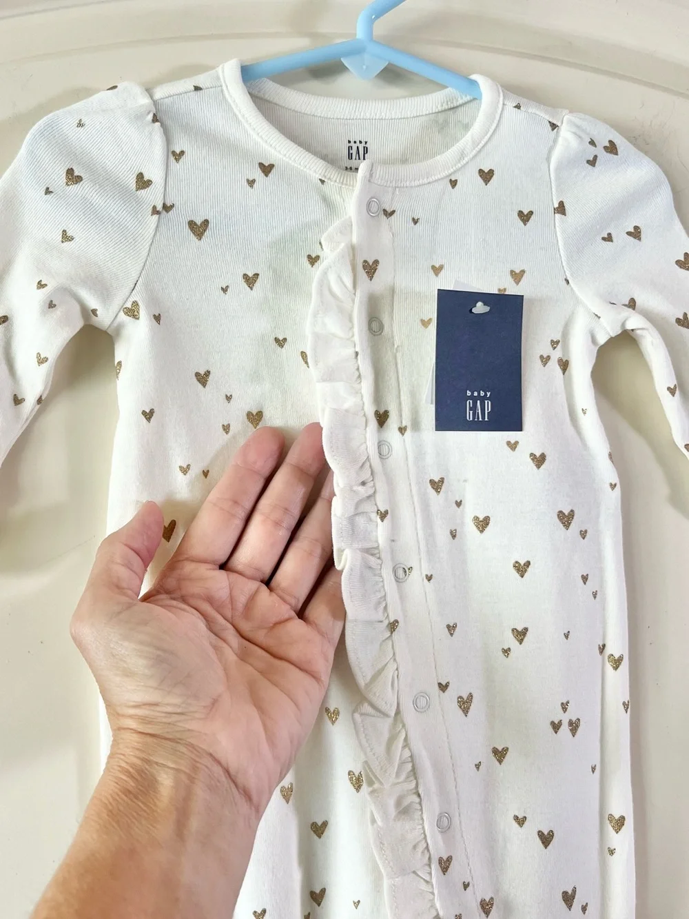 NWT Baby Gap Organic Cotton Gold Heart Footed Onesie Sleeper Pajamas 3-6M